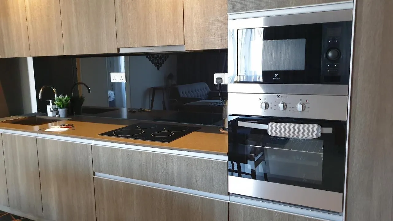 Ferienwohnung Tess - By The Sea, Batu Ferringhi Penang Ma­lay­sia