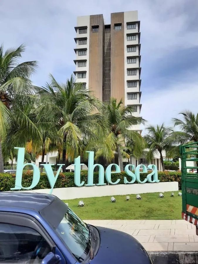Tess - By The Sea, Batu Ferringhi Penang Apartment Malaysia
