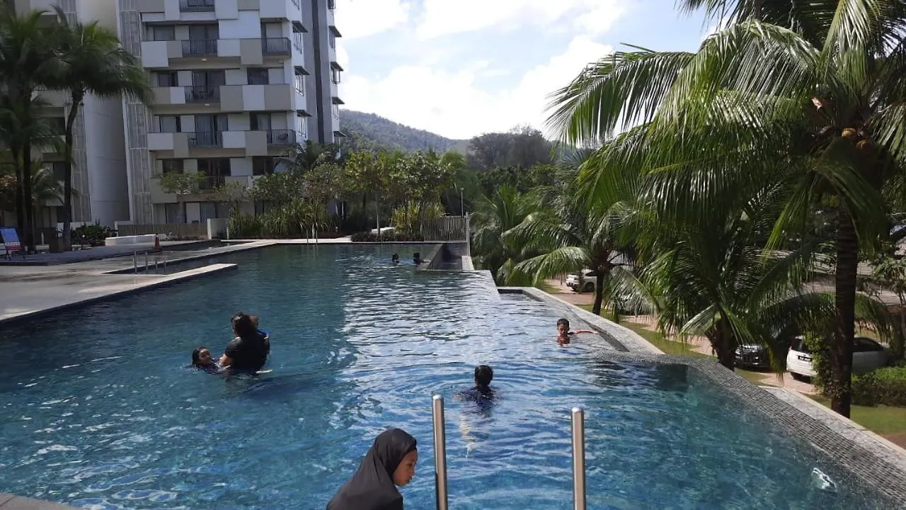 Apartment Ferienwohnung Tess - By The Sea, Batu Ferringhi Penang Ma­lay­sia