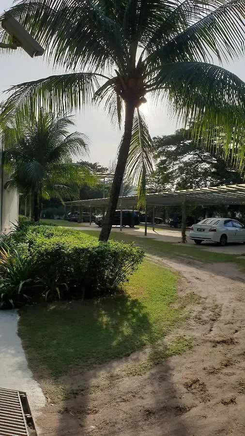 Ferienwohnung Tess - By The Sea, Batu Ferringhi Penang Ma­lay­sia